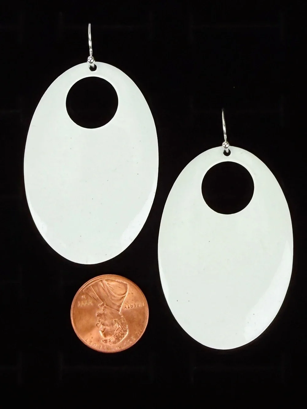 Vintage silvertone and white long retro pierced earrings